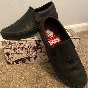 Vans classic slip-on || Marvel Black Widow
